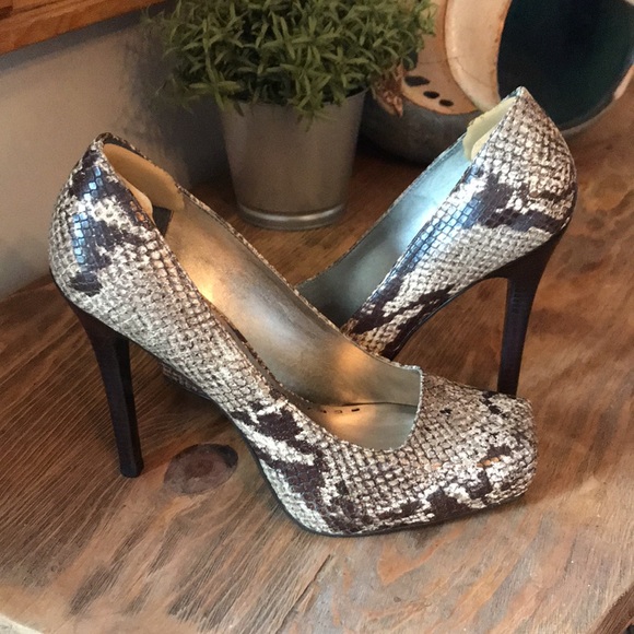 Gianni Bini Heels - Picture 4 of 6